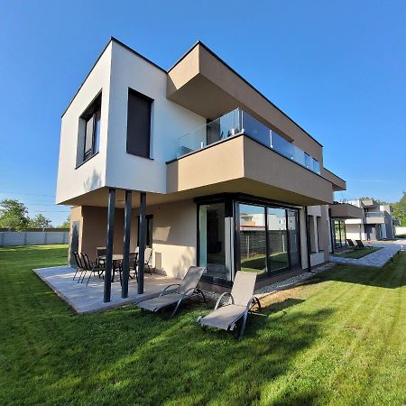 Zea Apartmanhaz Apartment Balatonfenyves Bagian luar foto