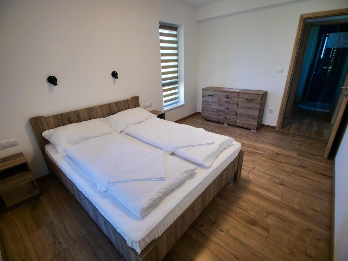 Zea Apartmanhaz Apartment Balatonfenyves Bagian luar foto