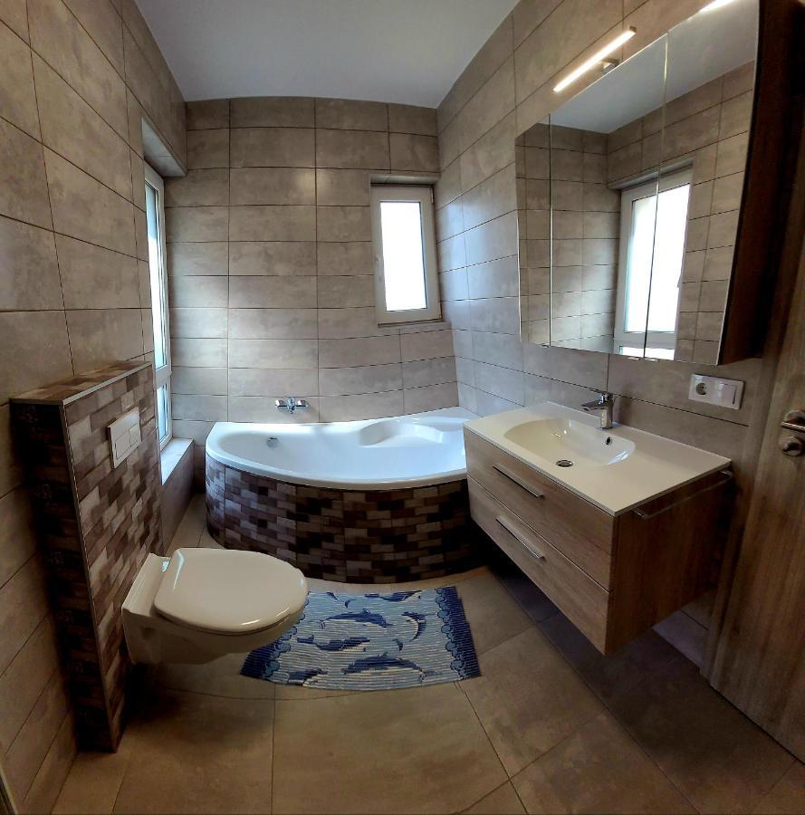 Zea Apartmanhaz Apartment Balatonfenyves Bagian luar foto