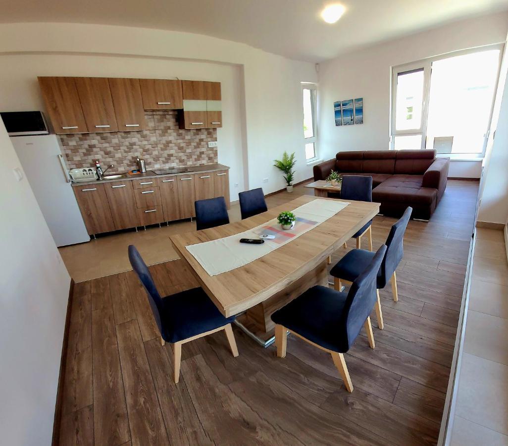 Zea Apartmanhaz Apartment Balatonfenyves Bagian luar foto