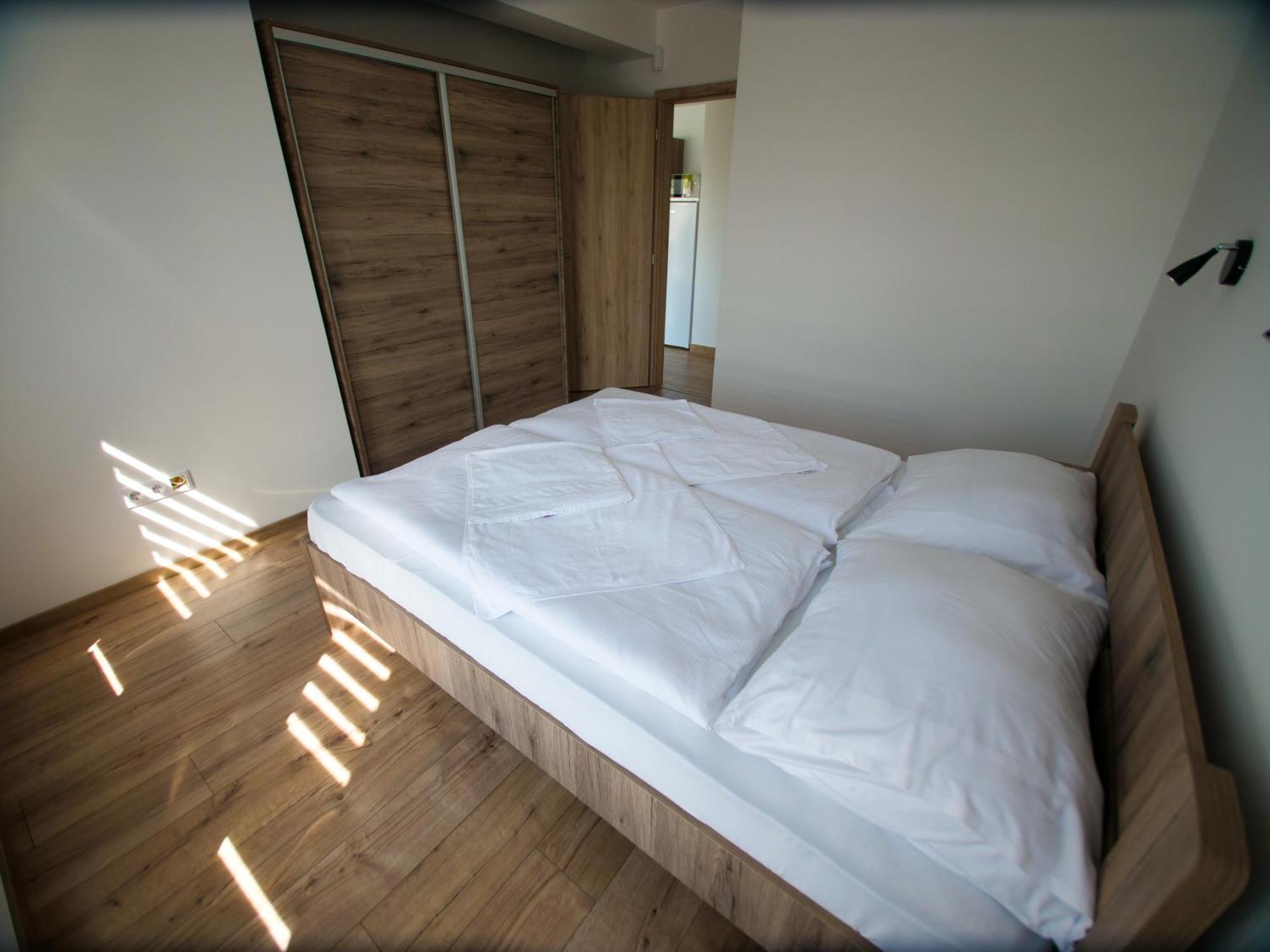 Zea Apartmanhaz Apartment Balatonfenyves Bagian luar foto